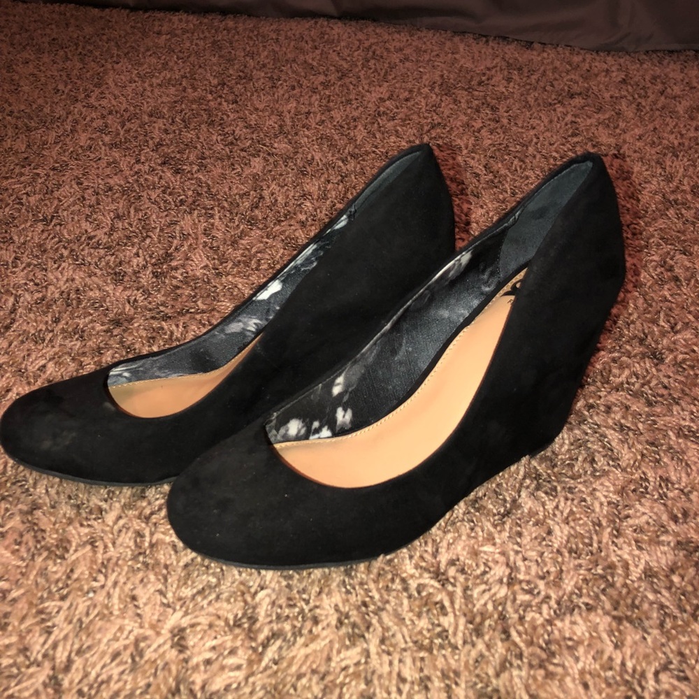 Black heals